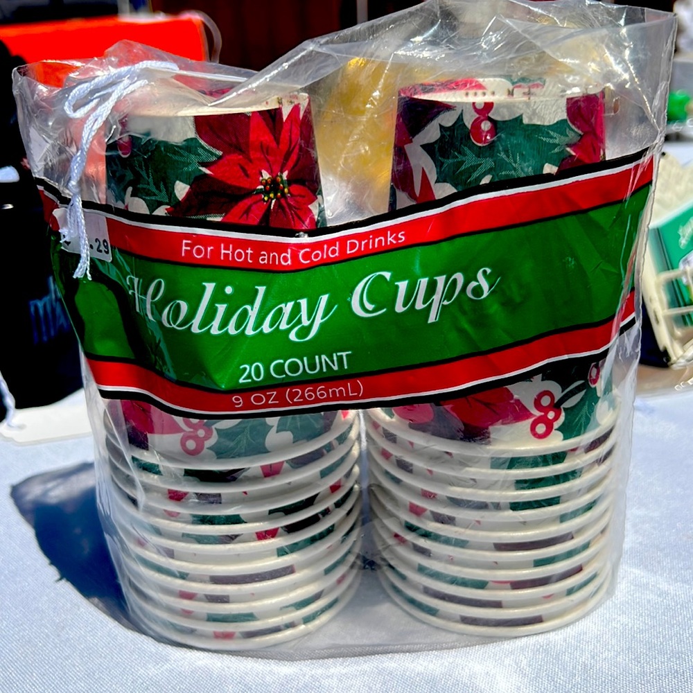 Vintage Christmas Poinsettia Cups
